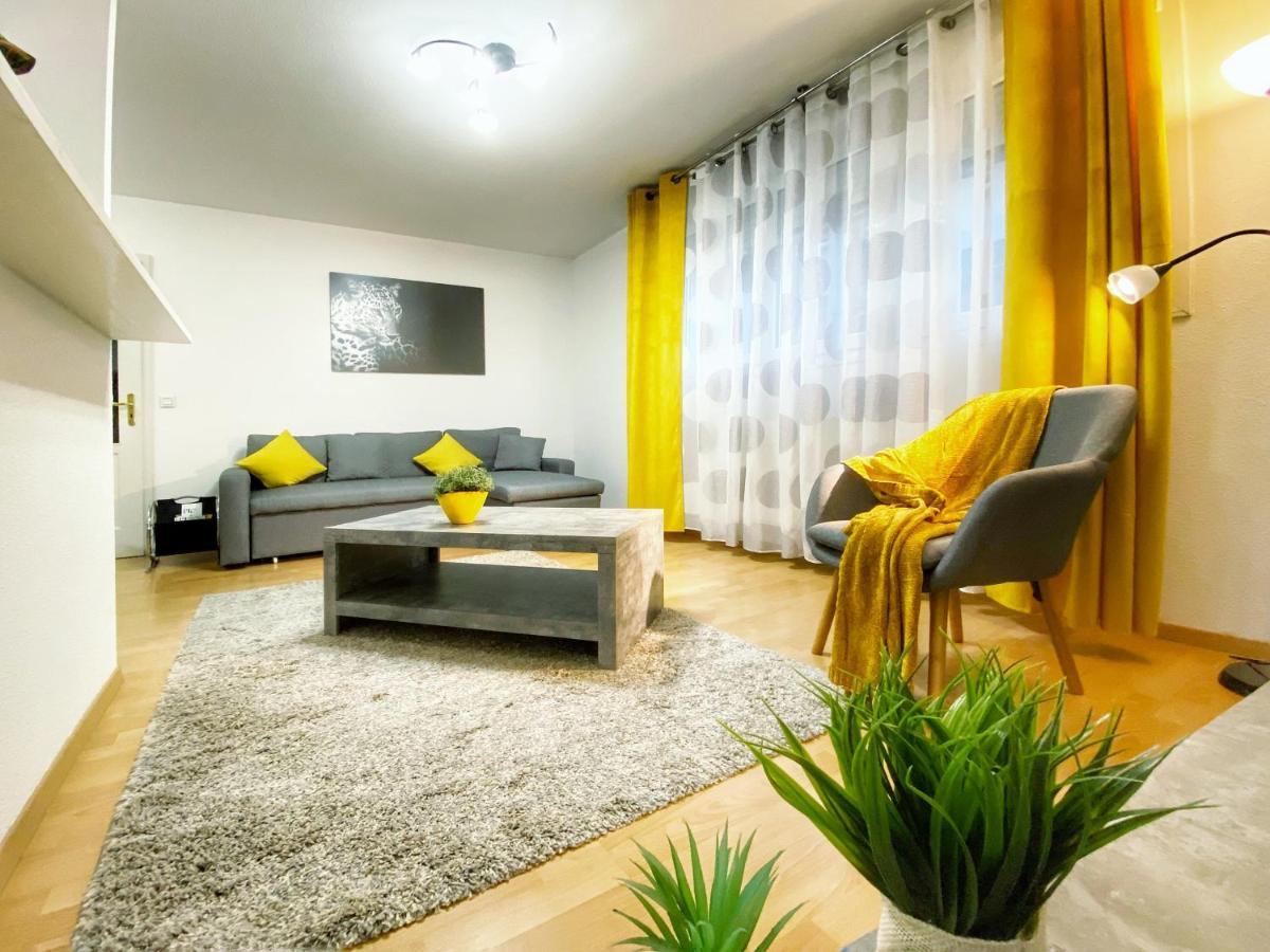 Centre Ville Au Calme , Parking Prive Interieur Car Et Bike Saverne Kültér fotó